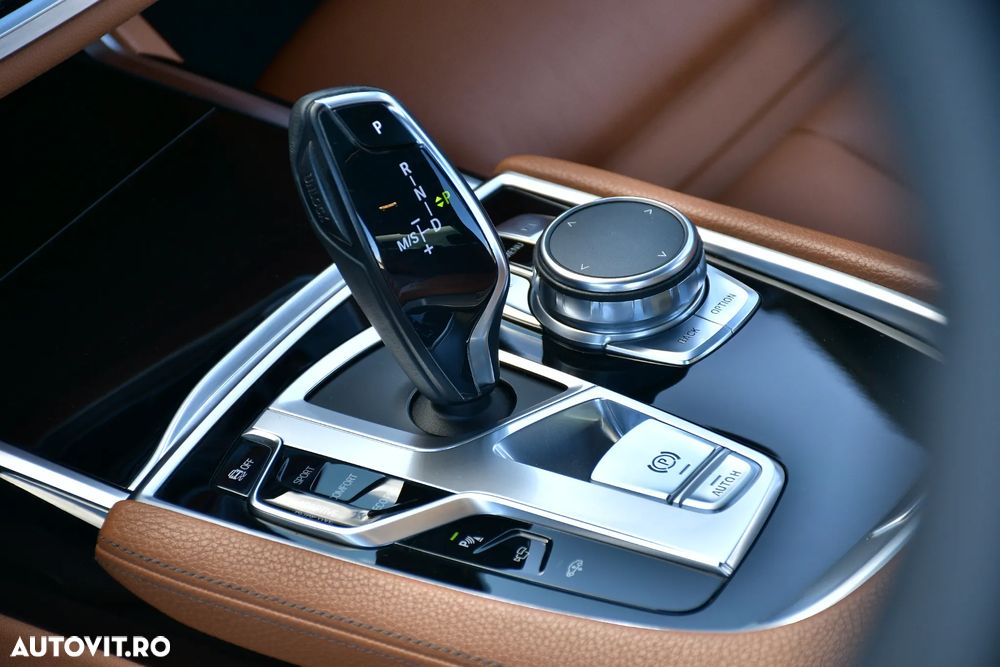 BMW Seria 7 750d xDrive - 22