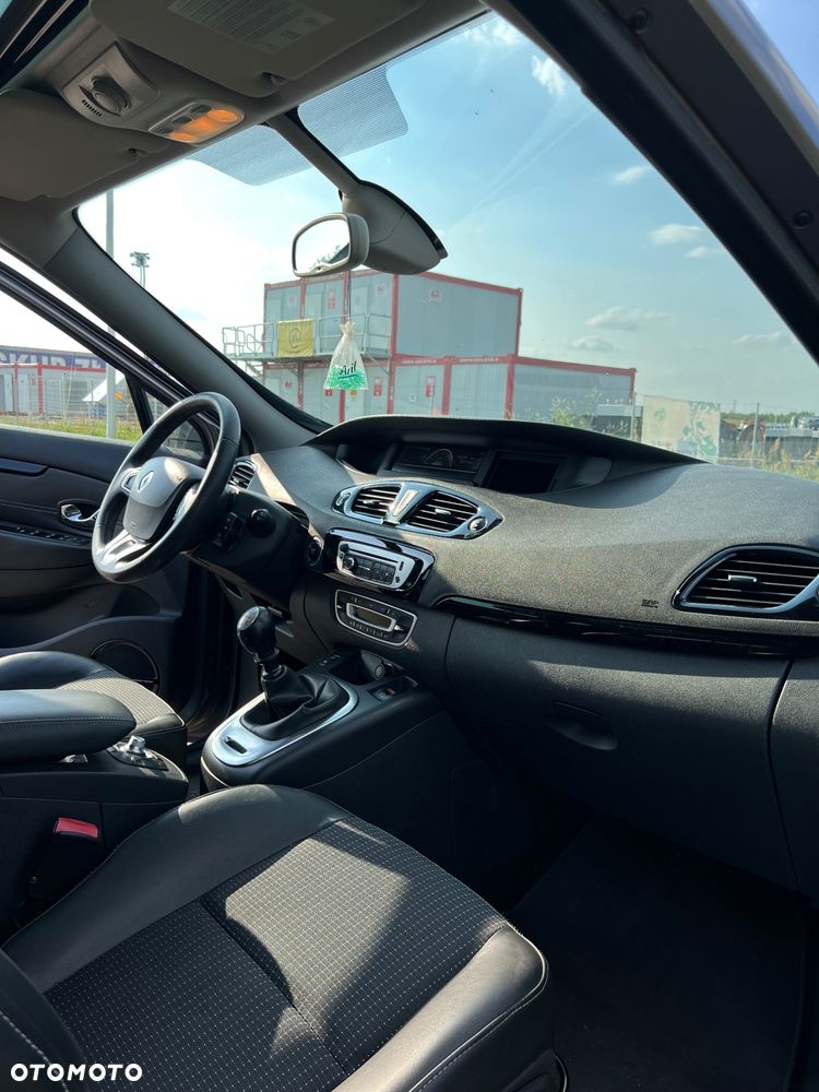 Renault Scenic - 19