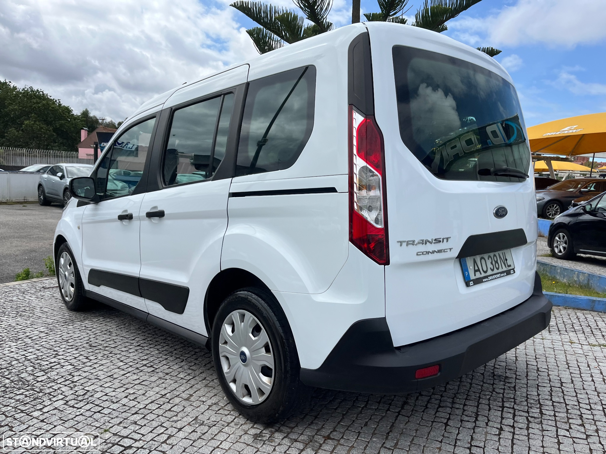 Ford Transit Connect 1.5 TDCi 230 L1 Trend - 11