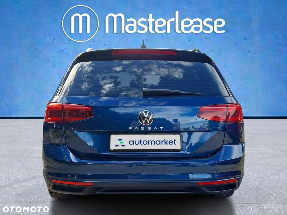 Volkswagen Passat - 6