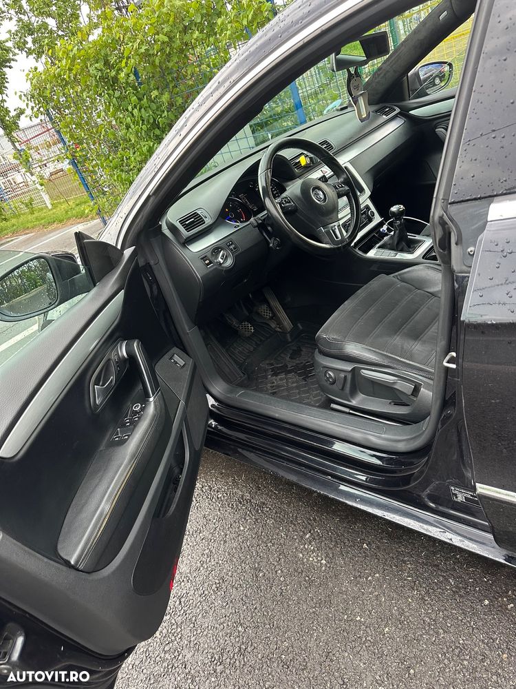 Volkswagen Passat - 14