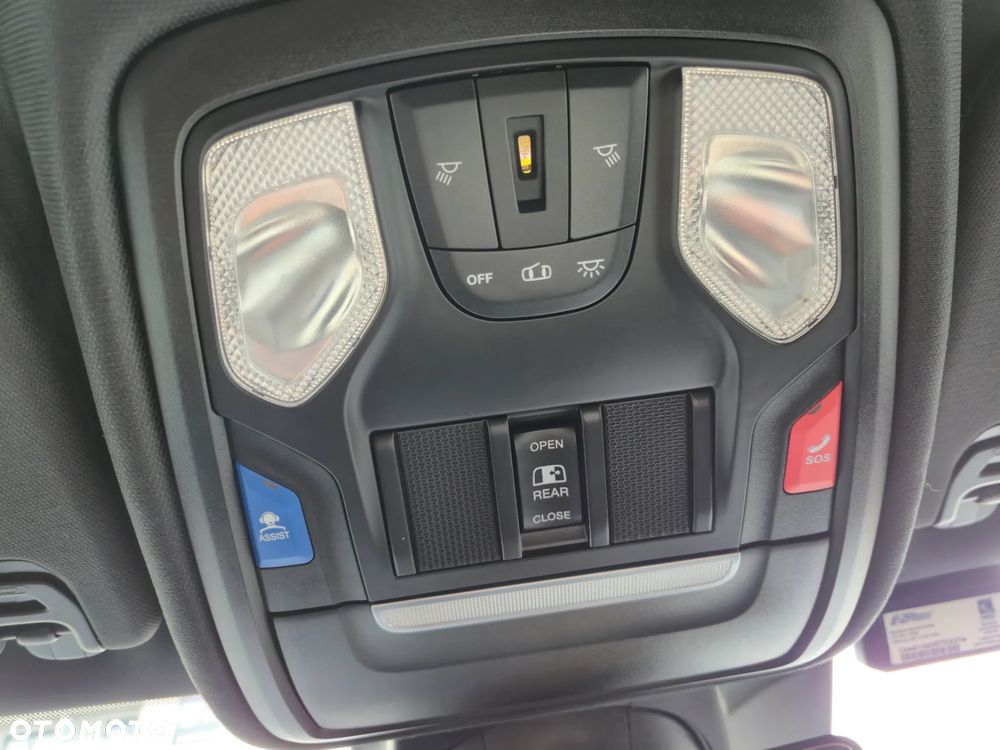 RAM 1500 5.7 Crew Cab Rebel - 30