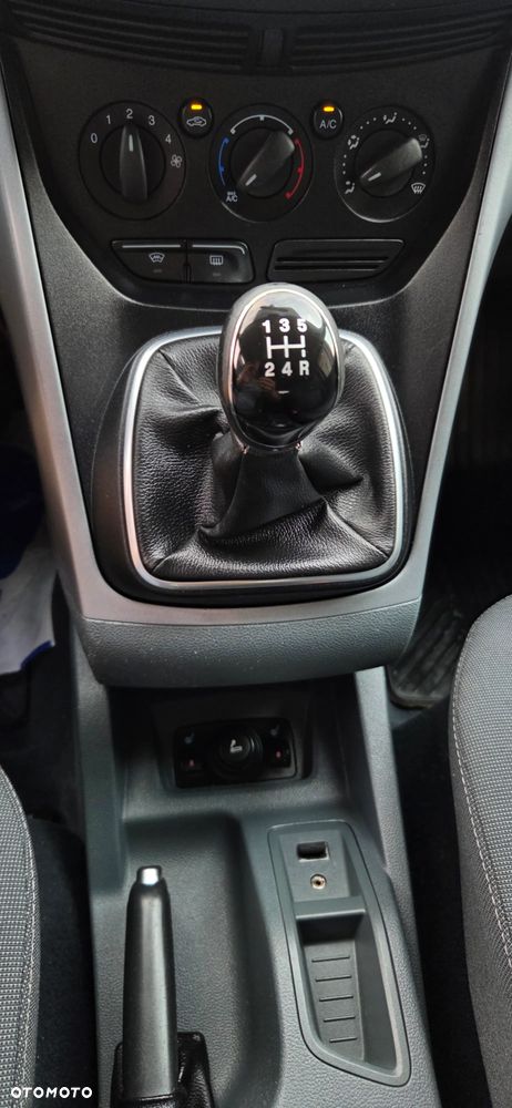 Ford C-MAX 1.6 Ti-VCT Trend - 27