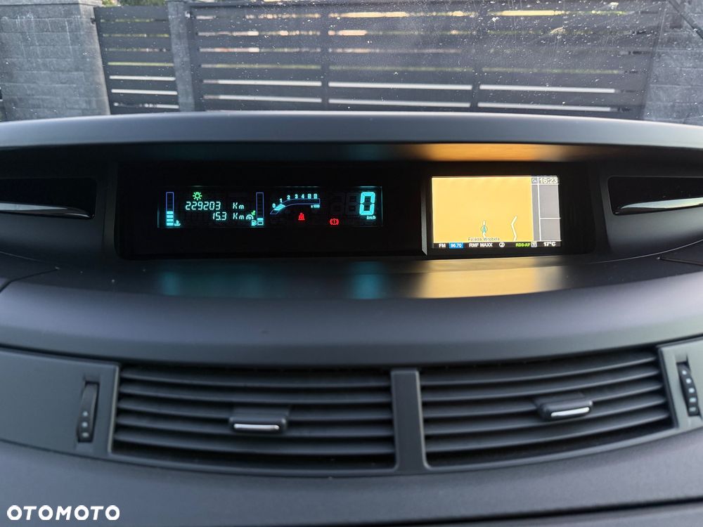 Renault Espace 2.0 dCi FAP Initiale - 19