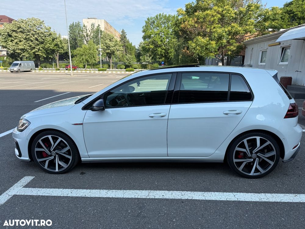 Volkswagen Golf 2.0 TSI DSG GTI Performance - 5
