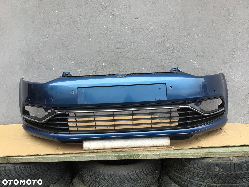 Zderzak przedni VW Polo V 5 Lift 6C0 4xpdc bez spryskiwaczy - 1