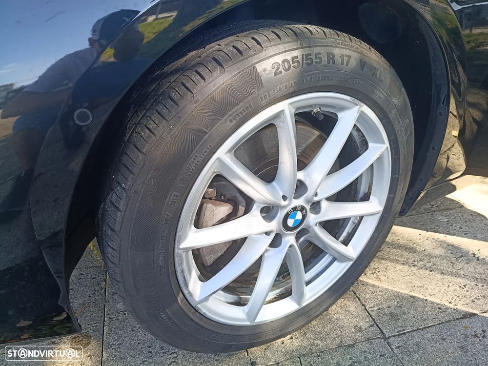 BMW 225xe Active Tourer - 9