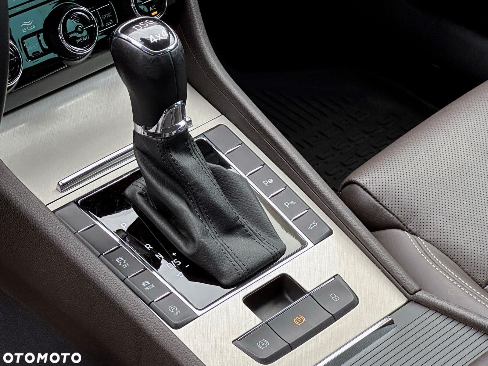 Skoda Superb 2.0 TSI 4x4 L&K DSG - 16