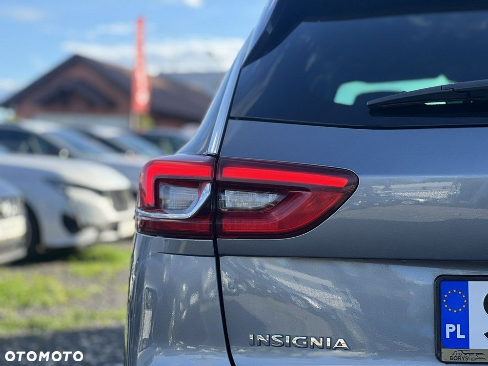 Opel Insignia 1.5 T Elite S&S - 8