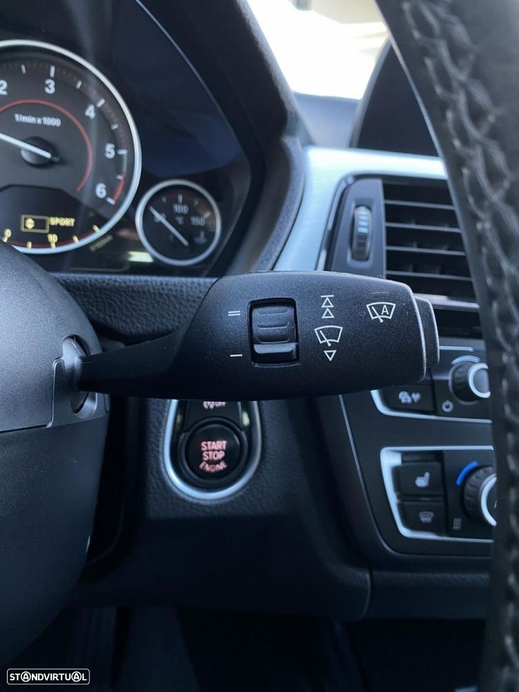 BMW 318 d Pack M - 13