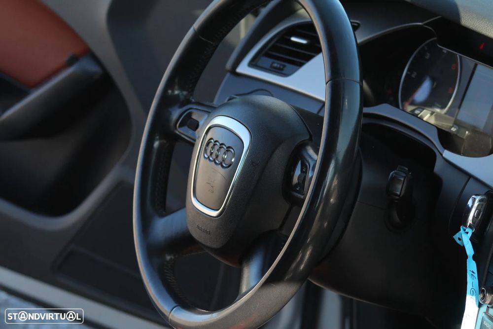 Audi A4 Avant 2.0 TDI exclusive - 23