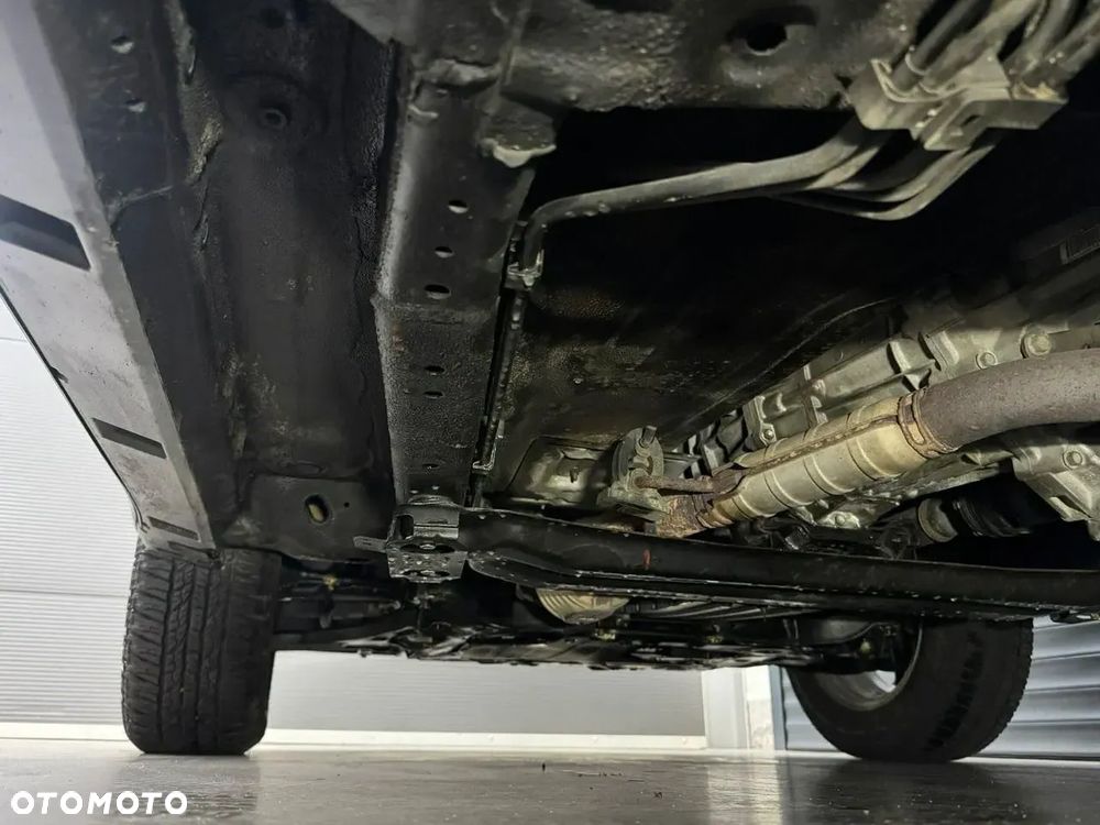 Suzuki Grand Vitara - 38