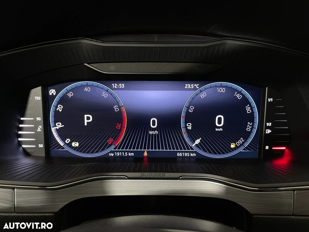 Skoda Superb 1.5 TSI DSG Ambition - 25