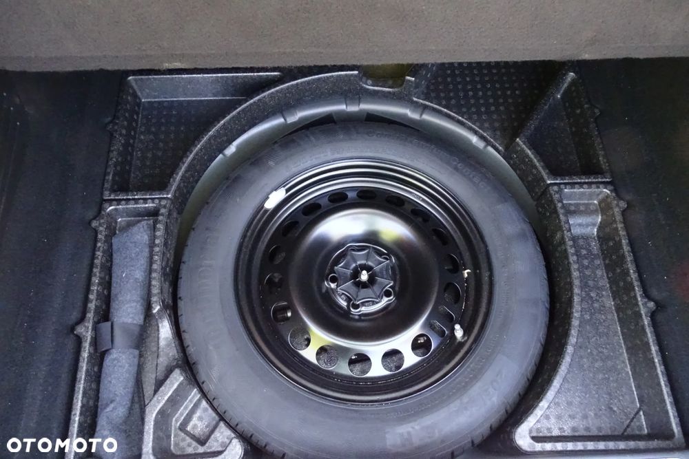 Opel Astra 1.4 T Cosmo S&S - 18