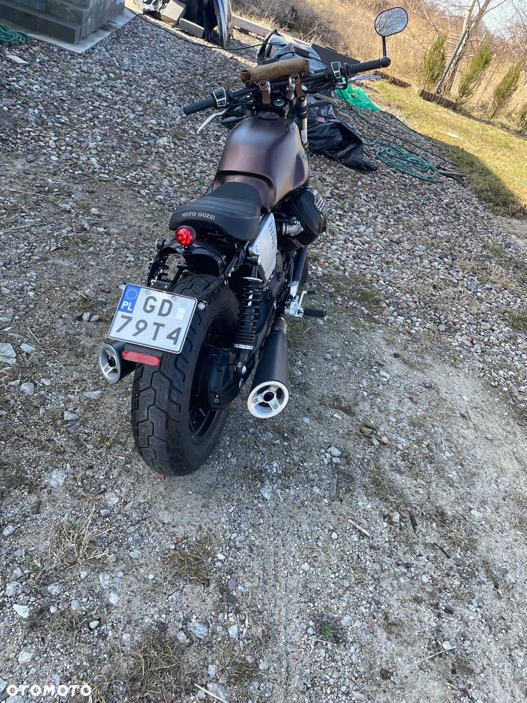 Moto Guzzi V9 - 3