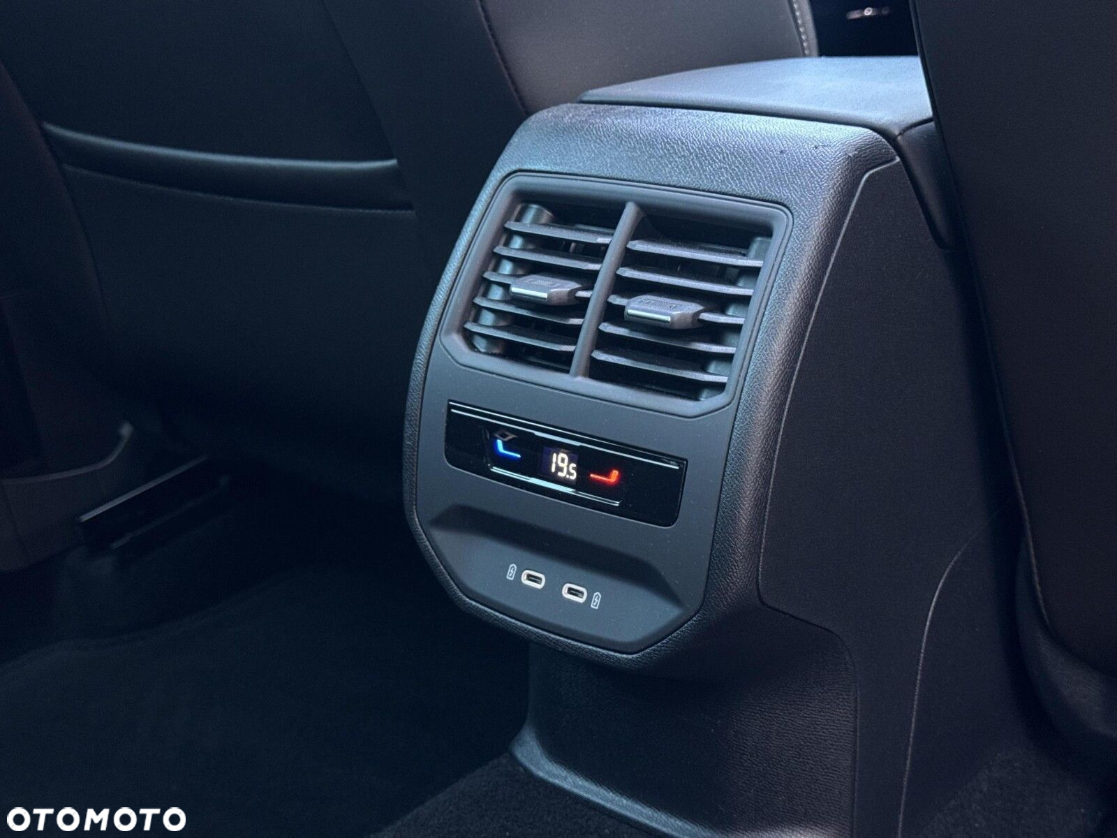 Seat Leon 2.0 TDI Xcellence DSG - 13
