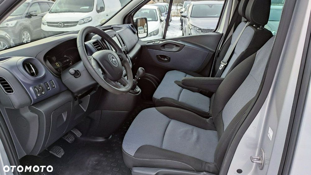 Opel Vivaro - 6