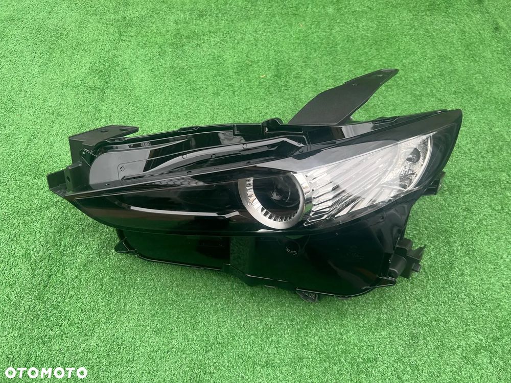MAZDA CX-30 CX30 Reflektor Lampa LED lewy lewa DGK9 DGK967890 DGJ151040