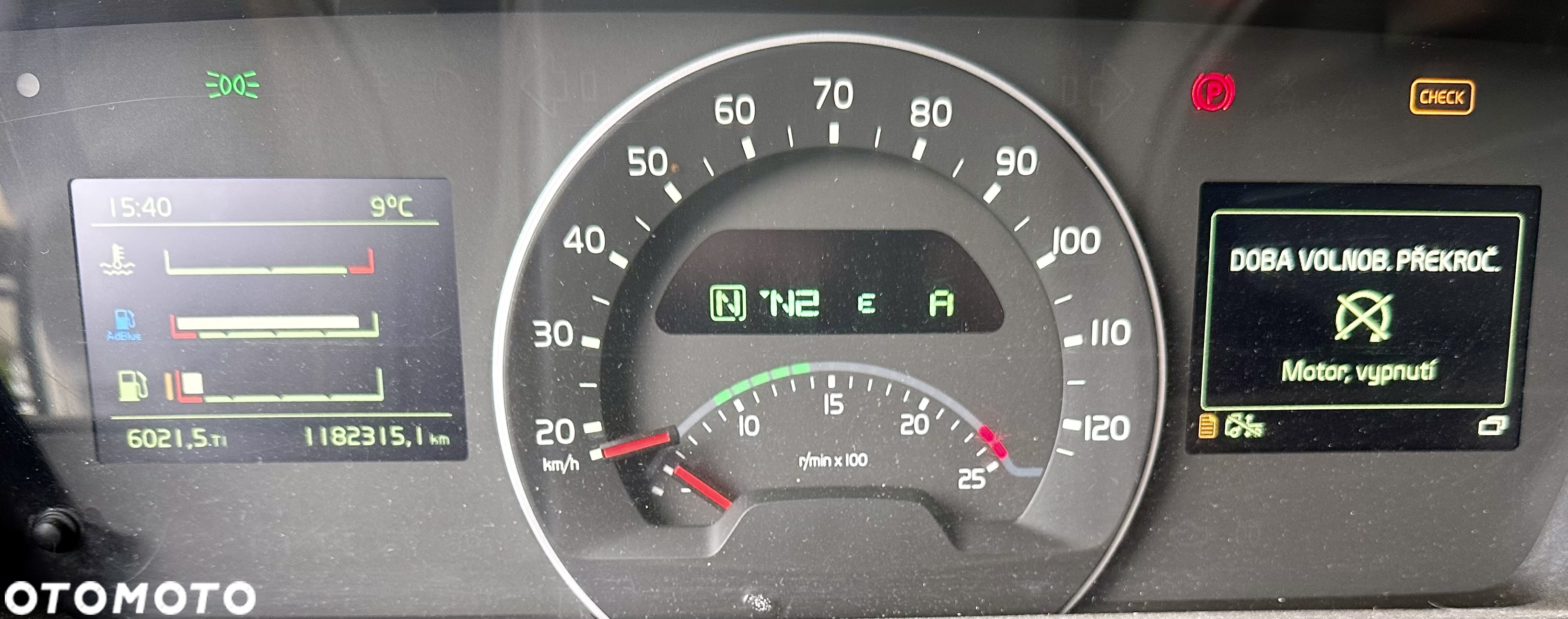 Volvo FH500 GLOB XL AUTOMAT FULLSPOJLERY KLIMA SKÓRA LED LODÓWKA 2xALUTANK EURO 6 2015r ŁADNY - 14