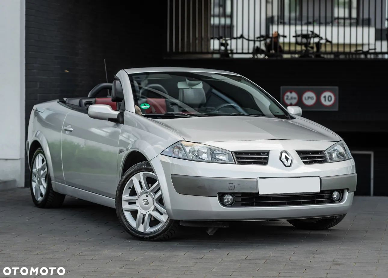 Renault Megane - 1