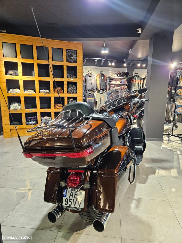 Harley-Davidson Ultra Limited CVO - 14