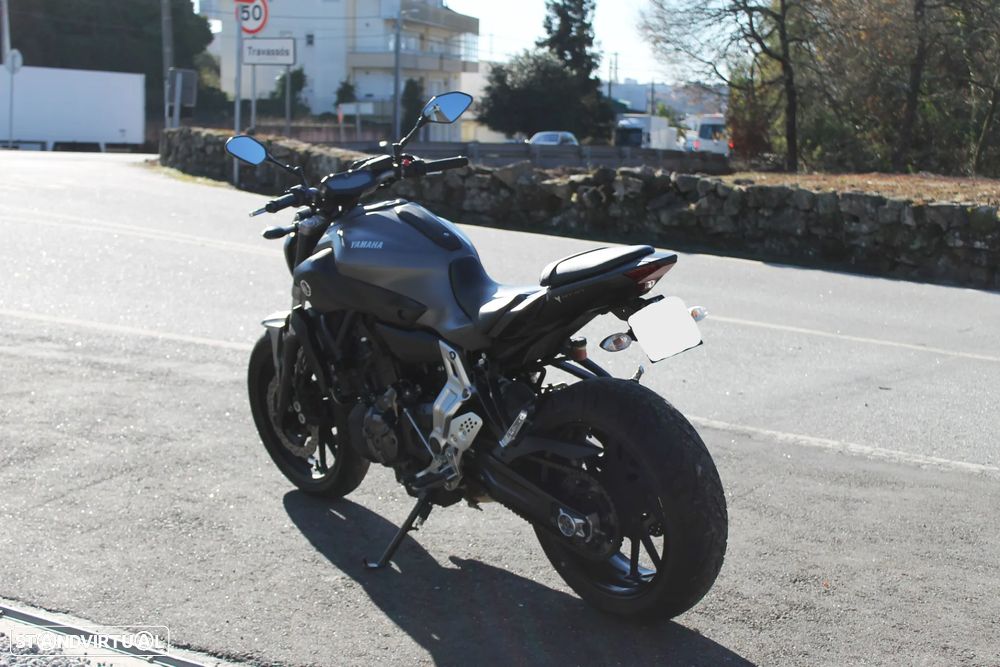 Yamaha MT-07 Abs - 16