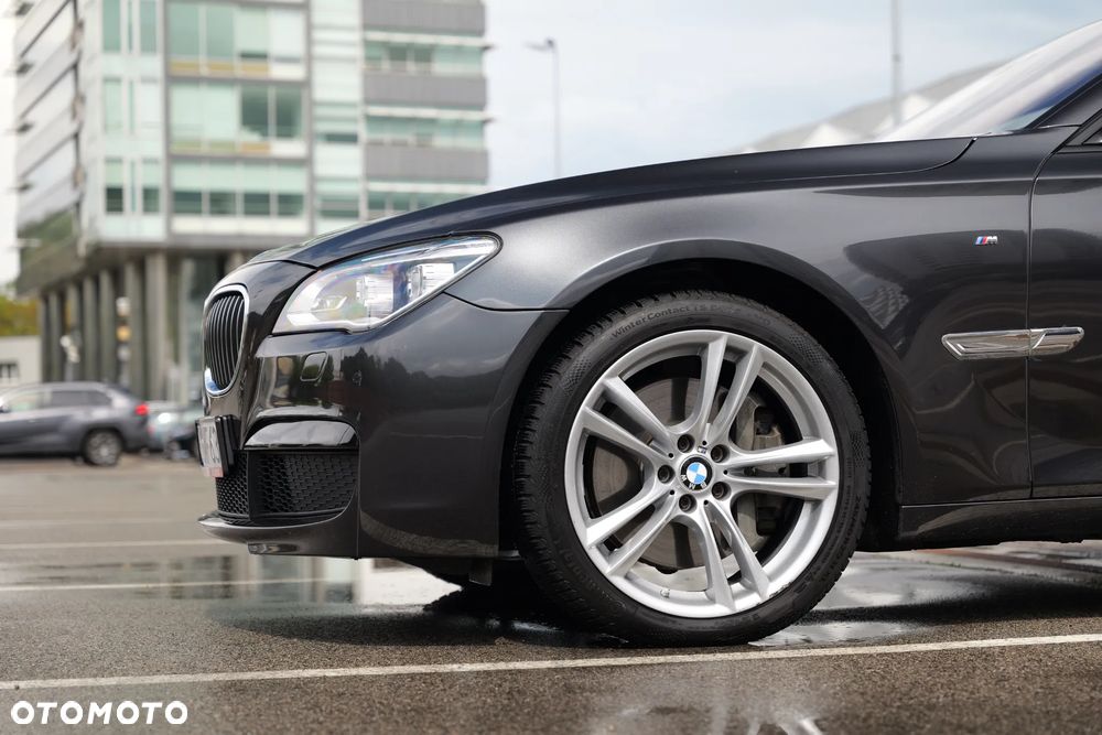 BMW Seria 7 750Ld xDrive Blue Performance Edition Exclusive - 3