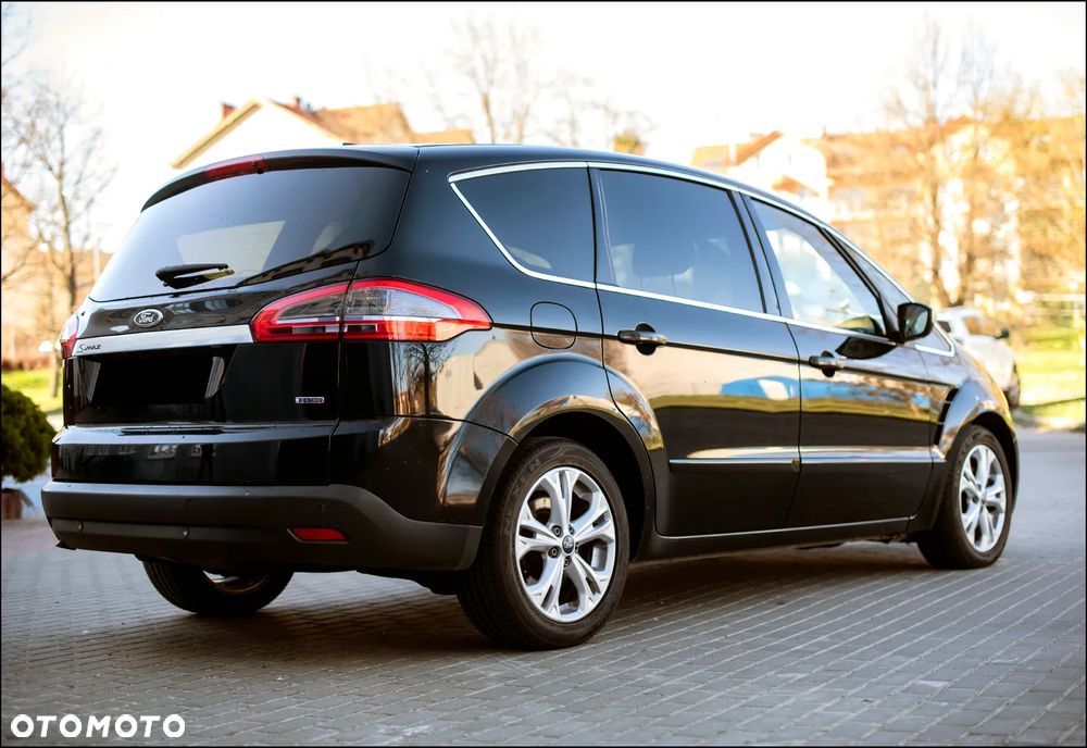 Ford S-Max - 9