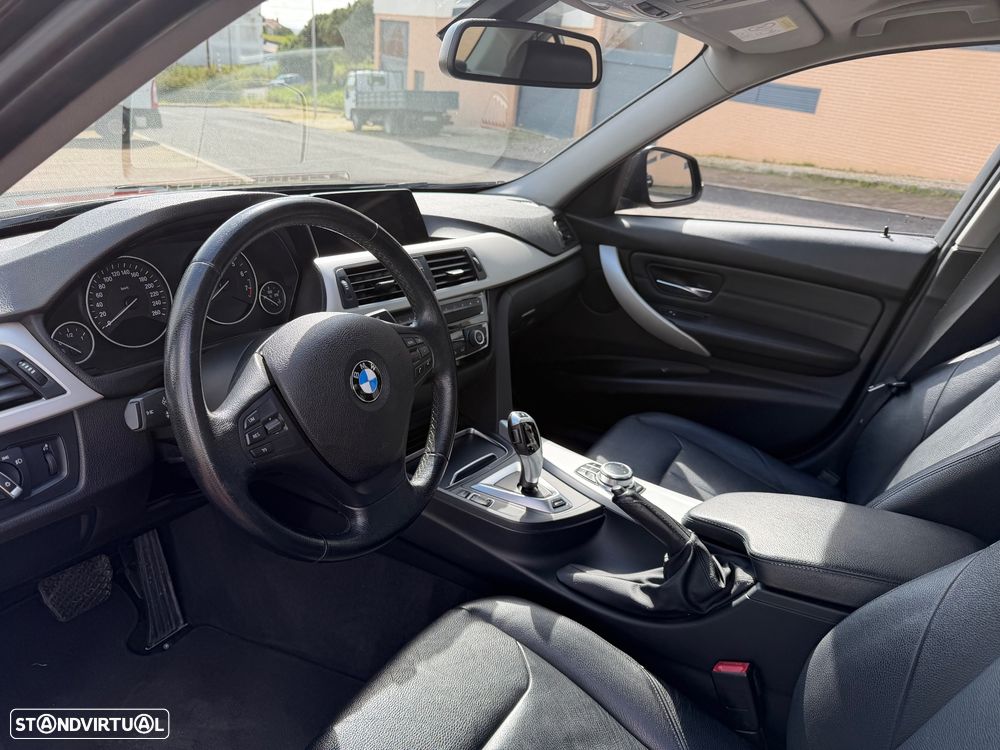 BMW 330 e iPerformance Line Luxury - 20