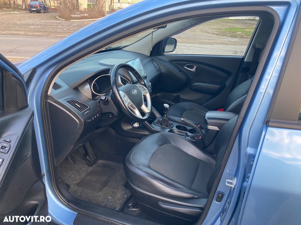 Hyundai ix35 2.0 CRDI 4WD Style - 11