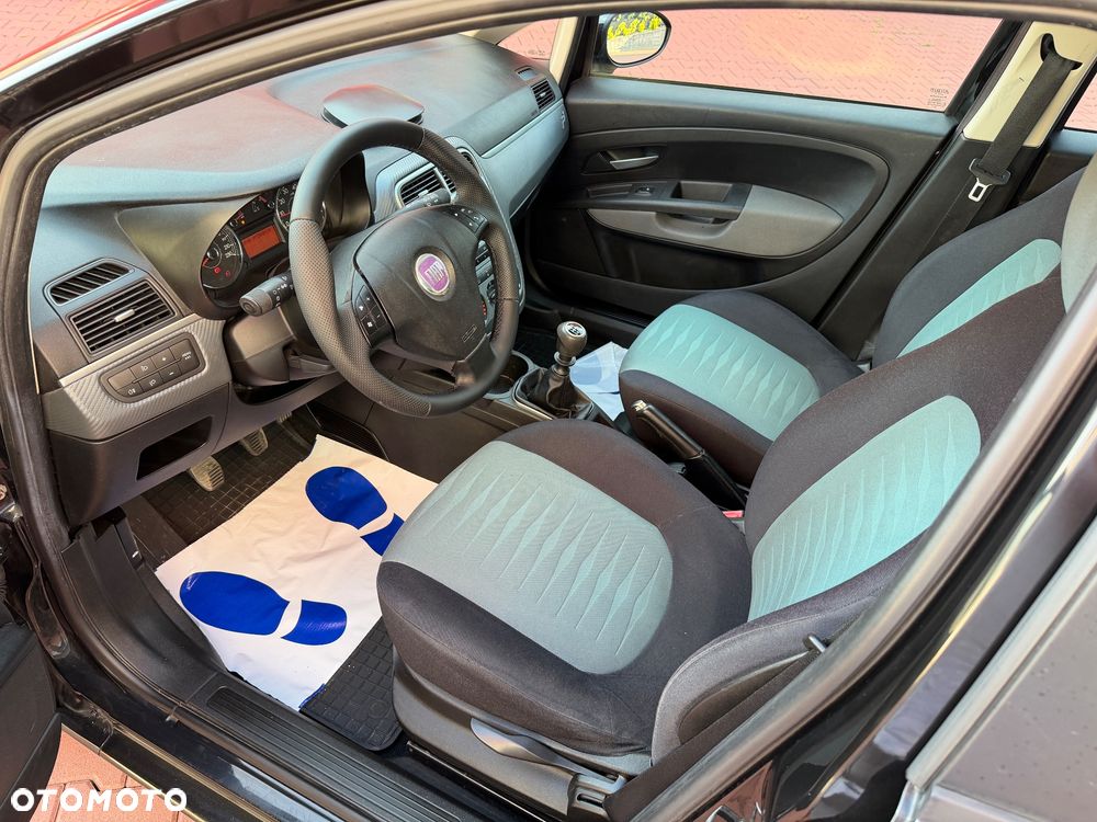 Fiat Grande Punto 1.4 8V - 17