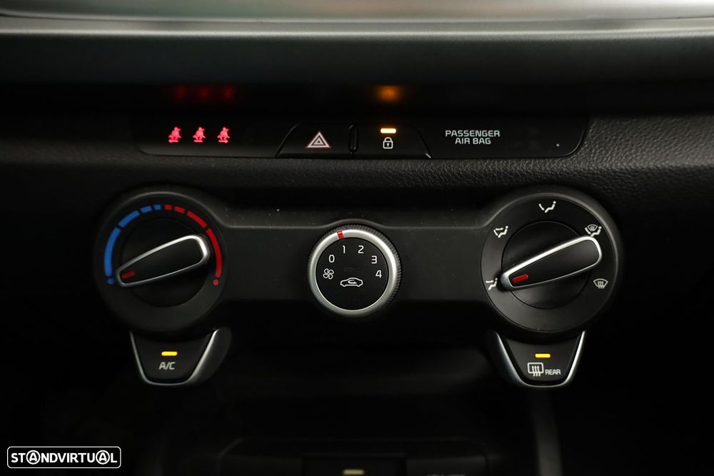 Kia Rio 1.2 CVVT Dynamic - 12