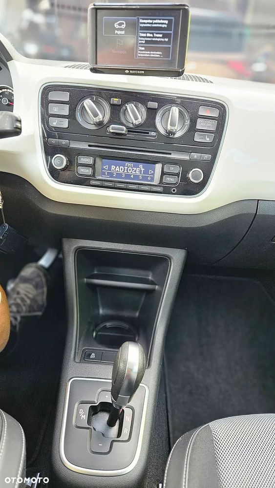 Volkswagen up! 1.0 white - 14