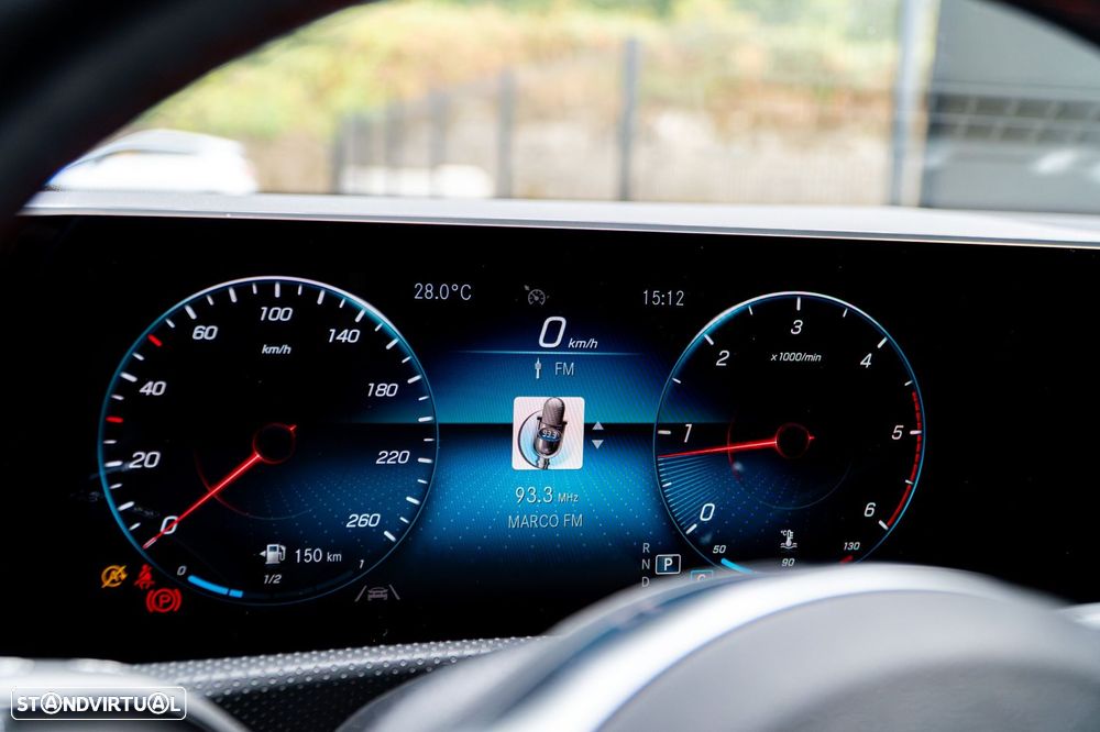 Mercedes-Benz CLA 200 - 24