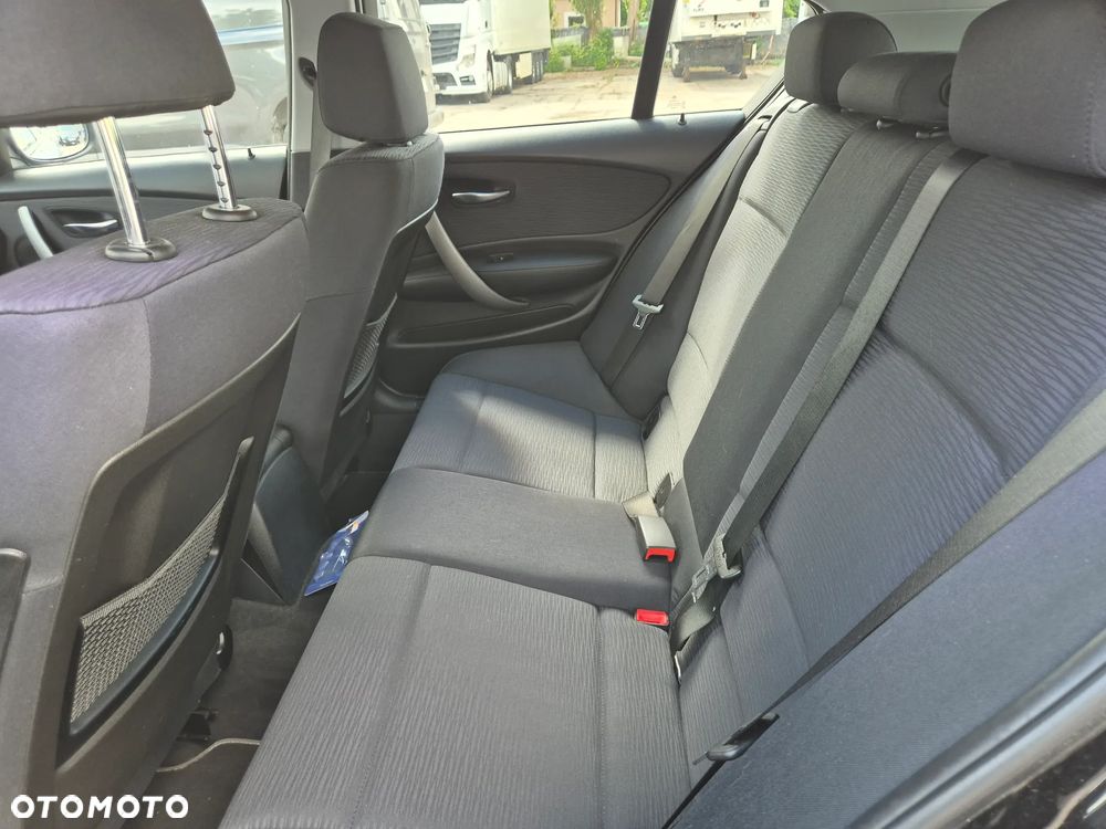BMW Seria 1 - 23