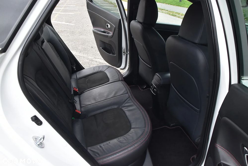 Kia Ceed - 21