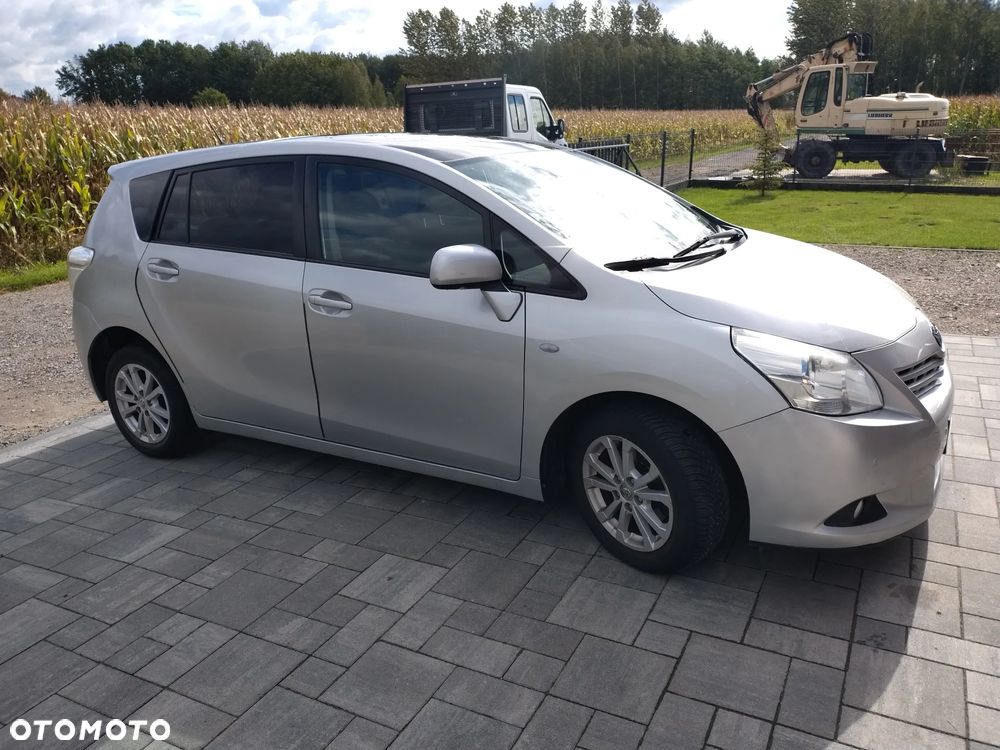 Toyota Verso 2.0 D-4D Luna - 3