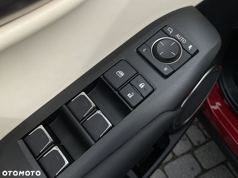 Lexus NX 300 F Impression AWD - 17