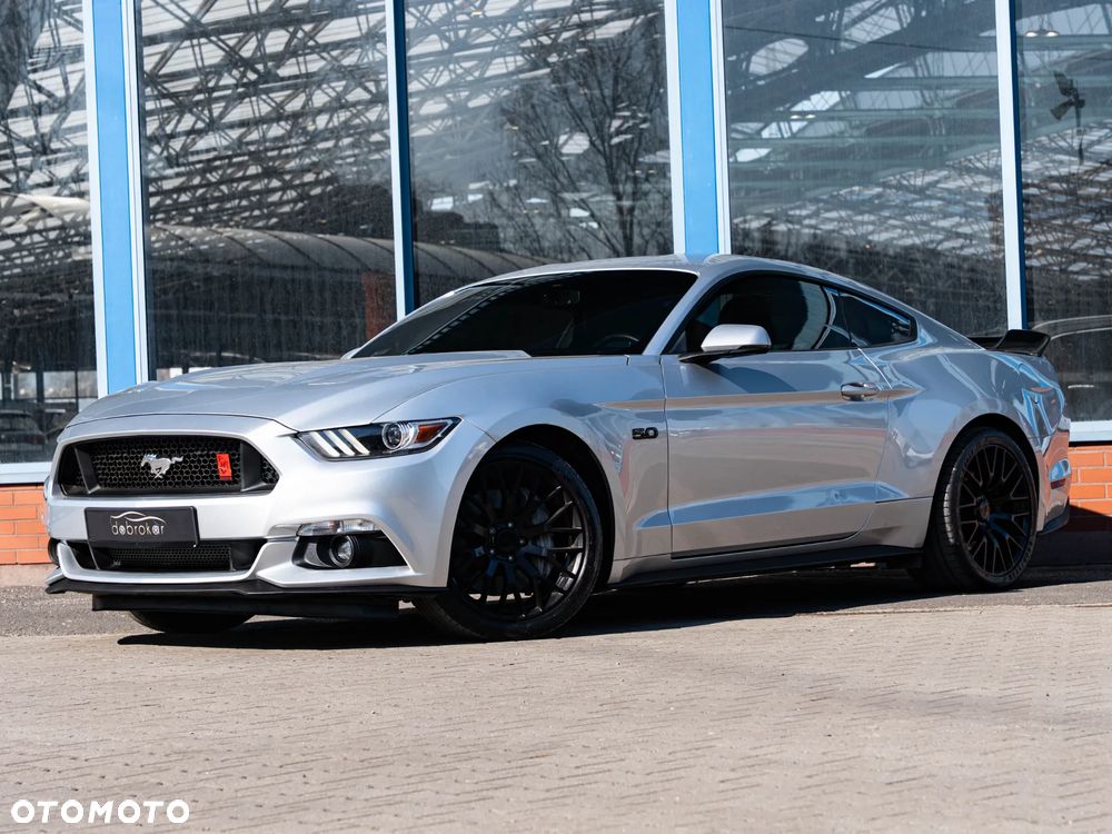 Ford Mustang - 5
