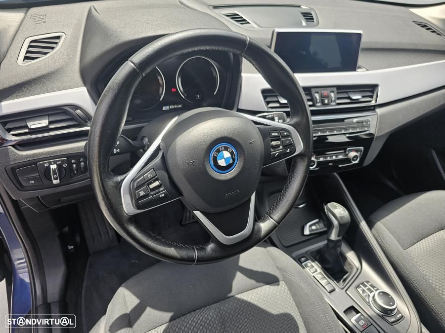 BMW X1 25 e xDrive - 29