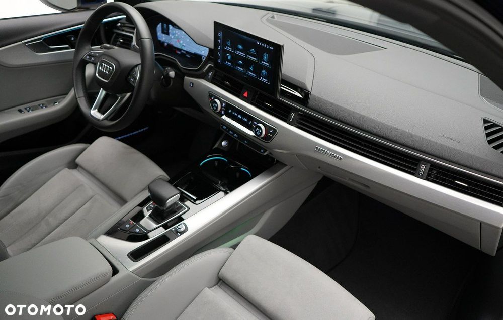 Audi A4 Limousine - 22