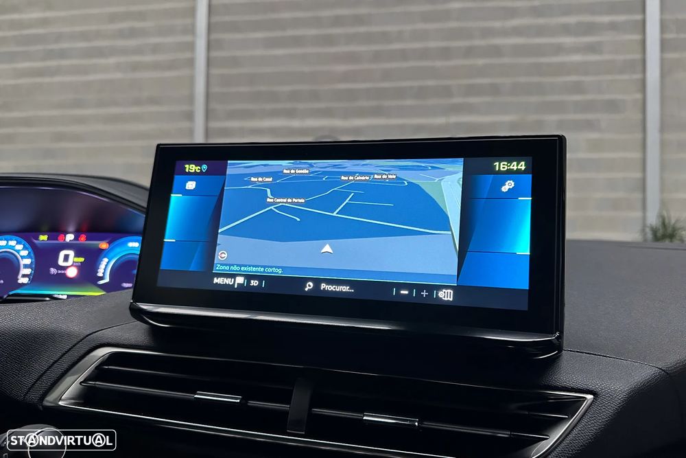 Peugeot 3008 1.6 Hybrid Allure e-EAT8 - 18