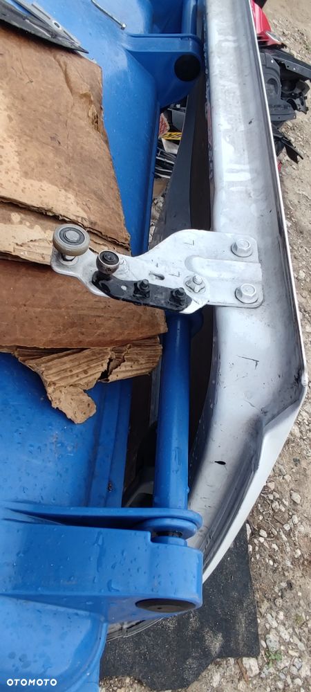 NISSAN NV200 DRZWI BOCZNE PRZESUWNE LEWE - 3