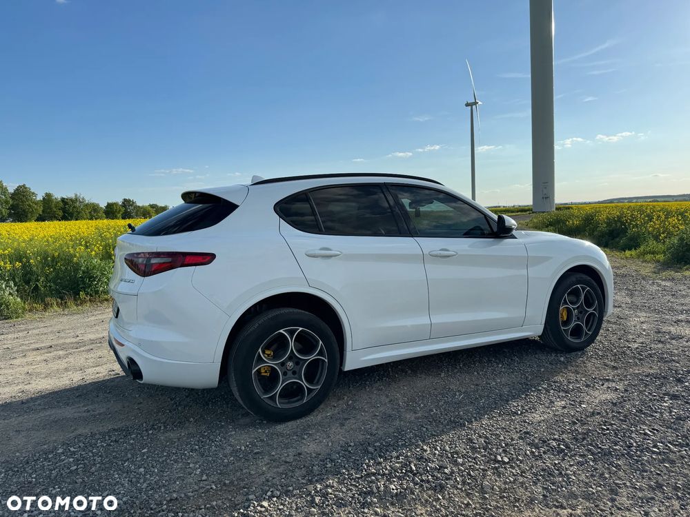 Alfa Romeo Stelvio 2.0 Turbo TI Q4 - 3
