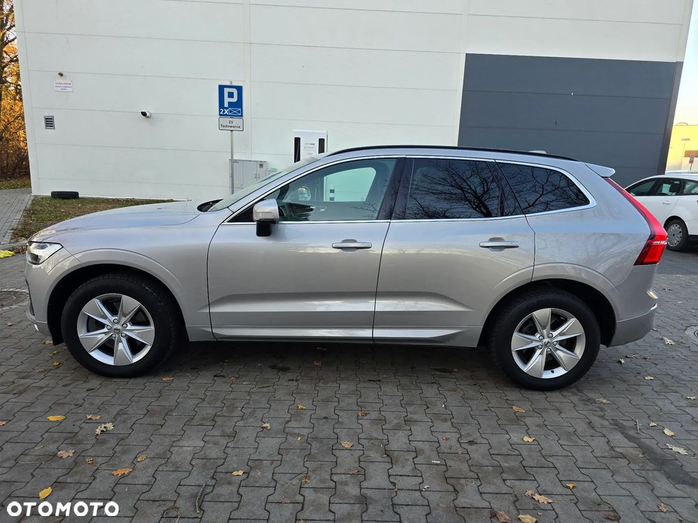 Volvo XC 60 D5 SCR AWD Momentum - 5
