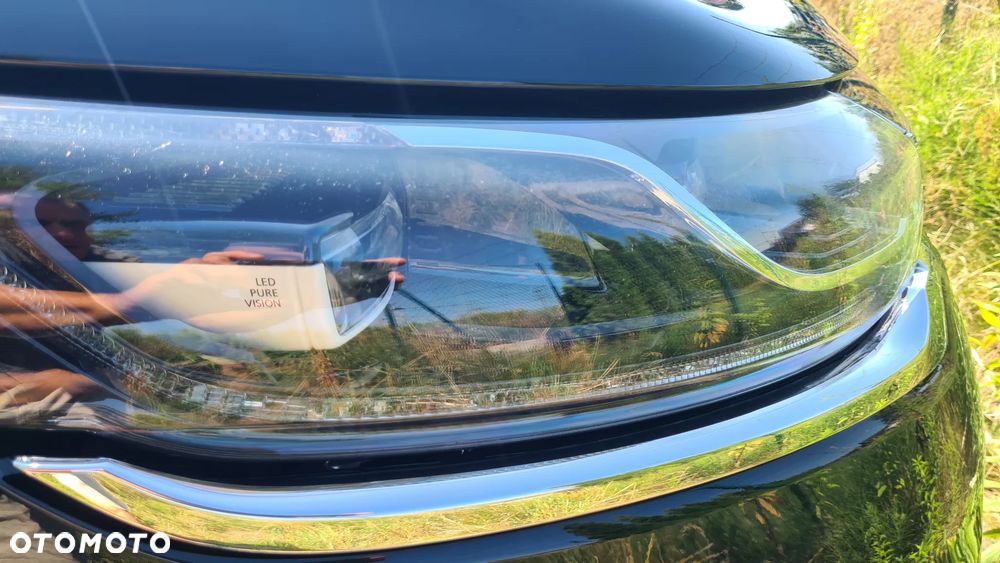 Renault Espace 1.6 dCi Energy Initiale Paris EDC 7os - 14
