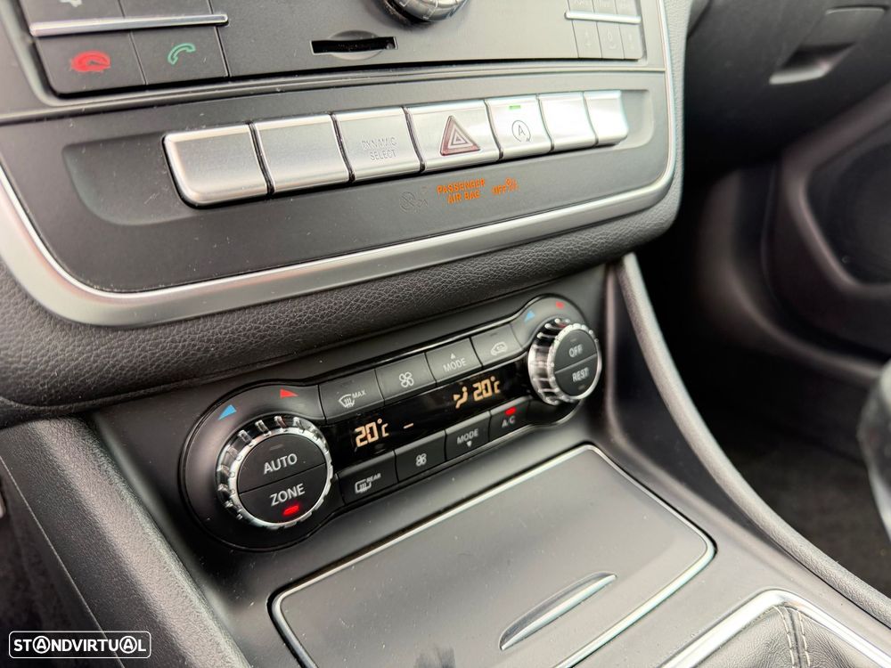 Mercedes-Benz GLA 180 d Style - 19