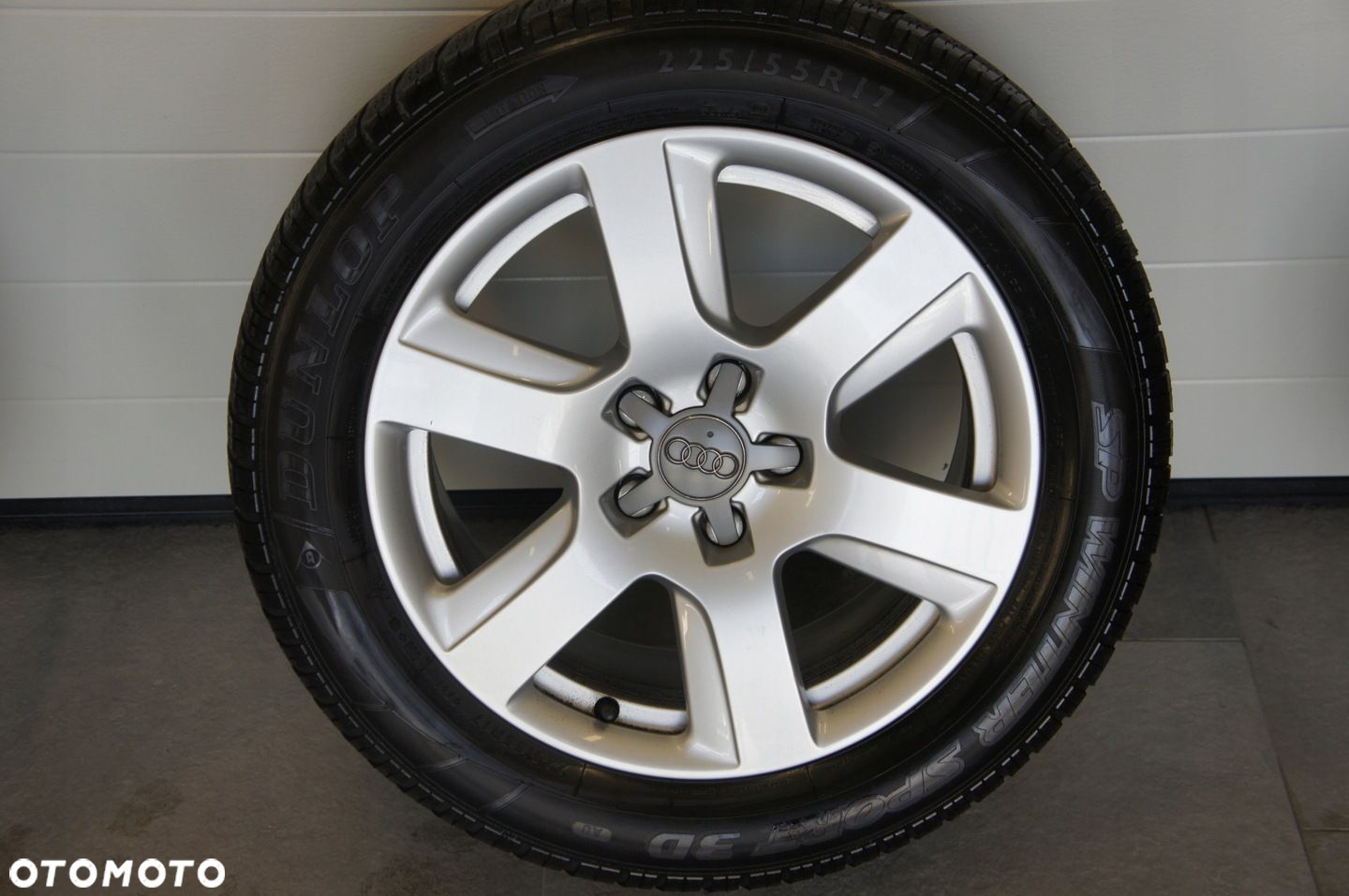 NR 277 Koła Zima Alufelgi AUDI A6 225/55/17 Dunlop ok. 6,4mm - 3