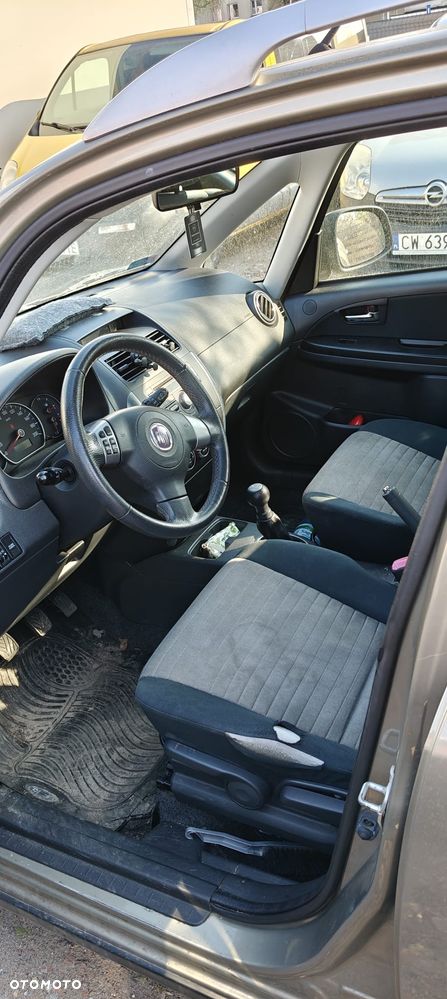 Fiat Sedici 1.6 16V 4x4 Emotion - 4