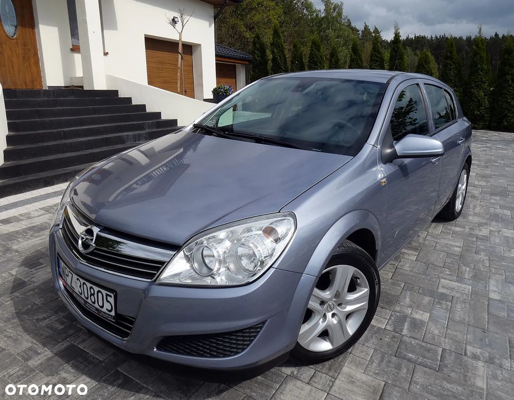 Opel Astra 1.4 Sport - 30
